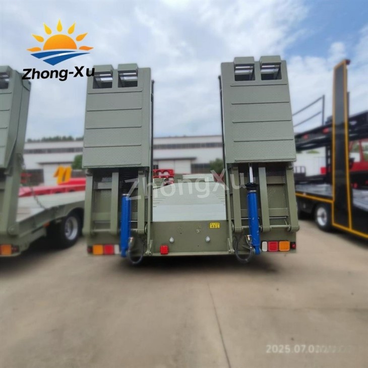 Zhong-Xu 3-Axle Hydraulic Lifting Gooseneck Lowboy Trailer factory